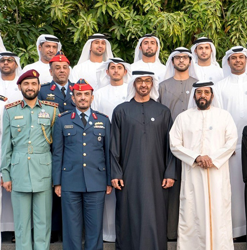 Abu Dhabi Crown Prince Receives National Defense College Graduates