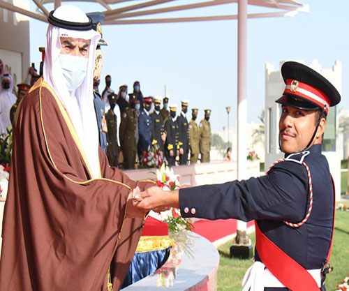 Bahrain’s Commander-in-Chief Attends Issa Military College Graduation Ceremony 