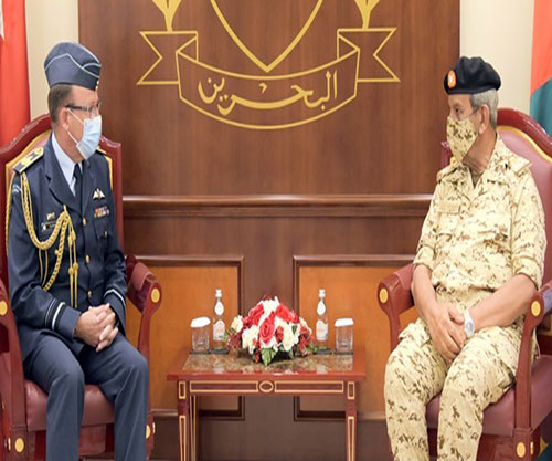 Bahrain’s Commander-in-Chief Receives New Zealand’s Air Force Chief 