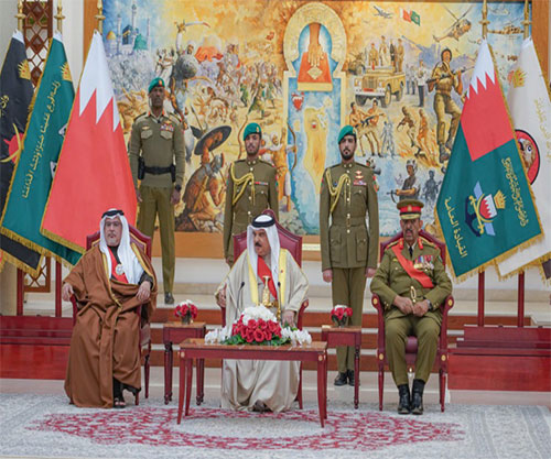 Bahrain’s King Visits BDF General Command on its 55th Anniversary