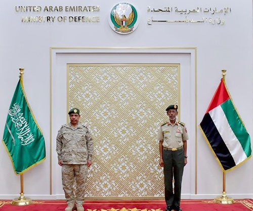 Chief-of-Staff of UAE Armed Forces Receives Saudi Land Forces Commander