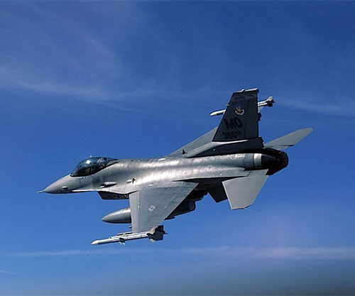 Collins Aerospace to Build Thermoplastic Fin for F-16