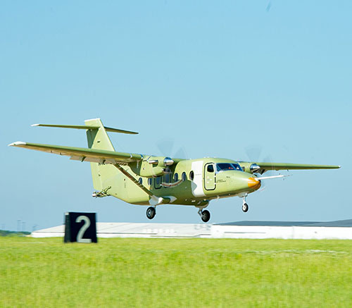 First Cessna SkyCourier Twin Utility Turboprop Takes Flight