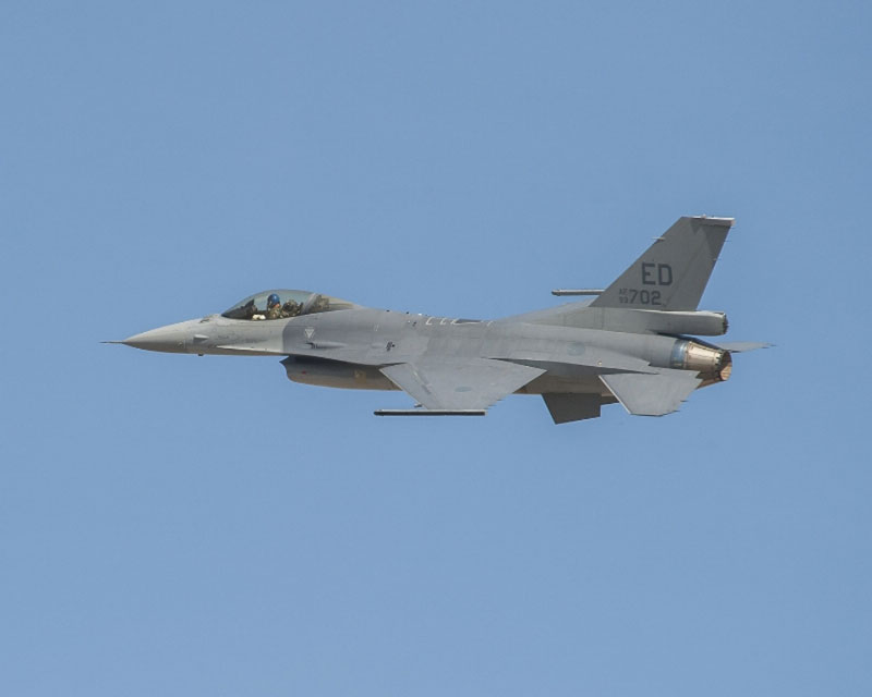 First F-16V With AESA Radar Completes Maiden Flight