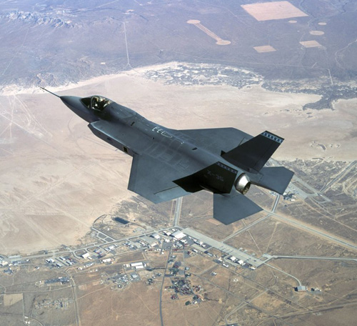 Harris Wins Lockheed Martin F-35, F-22 Supplier Award