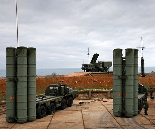 India Inks $5.43 Billion Deal for S-400 Air Defense Systems
