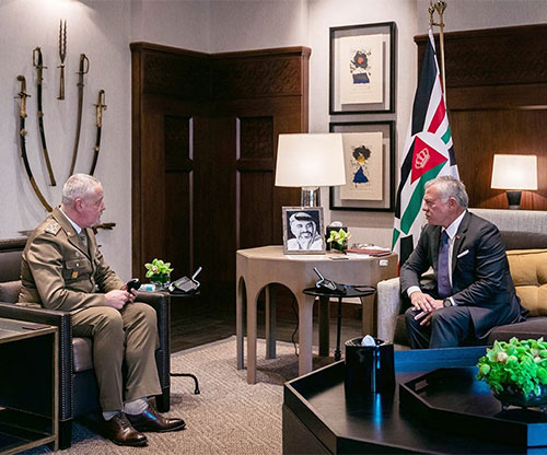 Jordanian King Receives Chief of Italian Army Staff