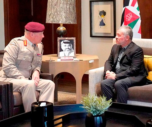 Jordanian King Receives UK Defense Senior Adviser to Middle East