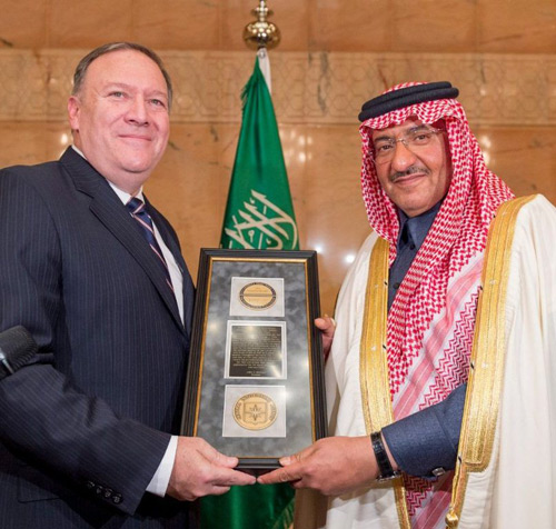 Saudi Crown Prince Receives Medal from CIA Director