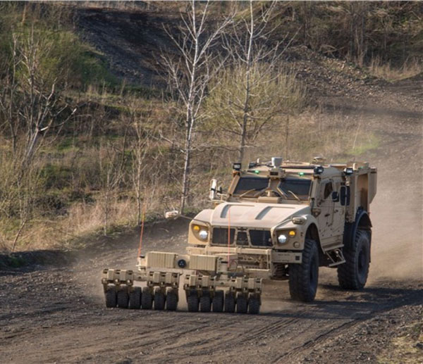 Oshkosh Features TerraMax UGV Technology at AUVSI Conference