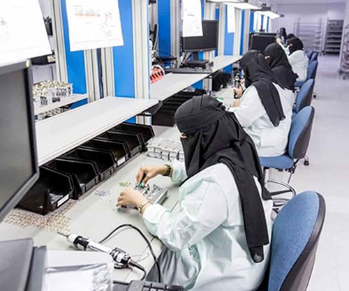 Over 100 Saudi Female Engineers Break Gender Barriers at AEC’s Military Factory