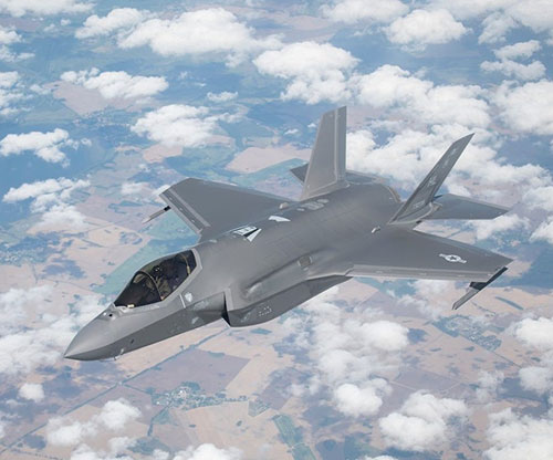 Pentagon. Lockheed Martin Agree to F-35 Sustainment Contracts