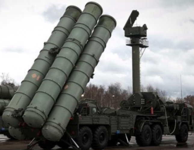 Turkey Signs S-400 Deal with Russia
