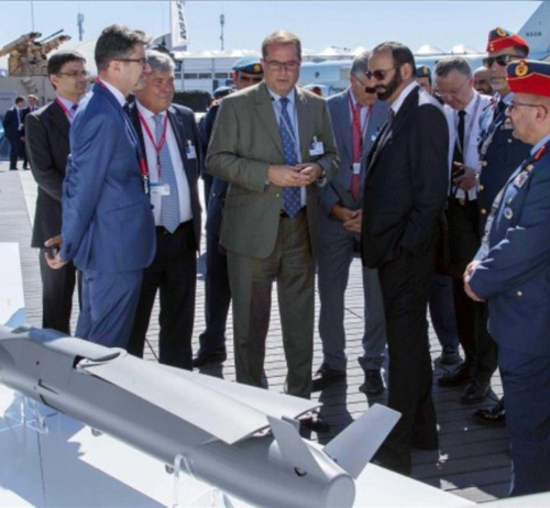 UAE Minister of State for Defence Affairs Visits Paris Air Show