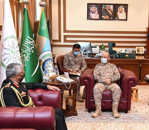 Saudi Chief of General Staff Receives Indian Counterpart