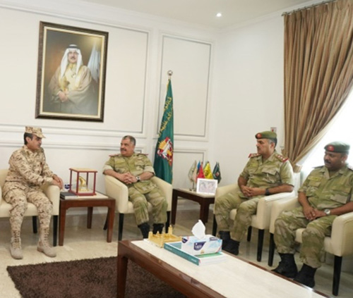 Saudi National Guard Ministry Delegation Visits Bahrain