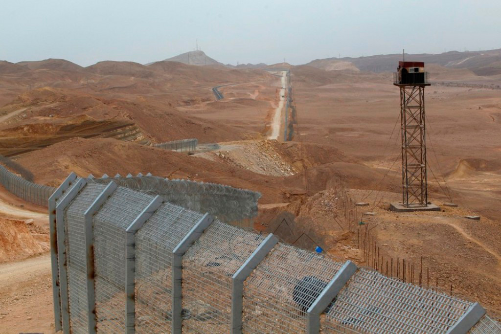 Tunisia Completes 200-Km Libya Border Fence