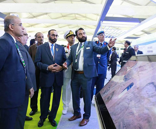 UAE’s Minister of State for Defense Affairs Attends DefExpo India