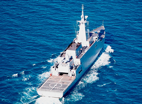 FRIGATES IN THE GULF FRIGATES IN THE GULF