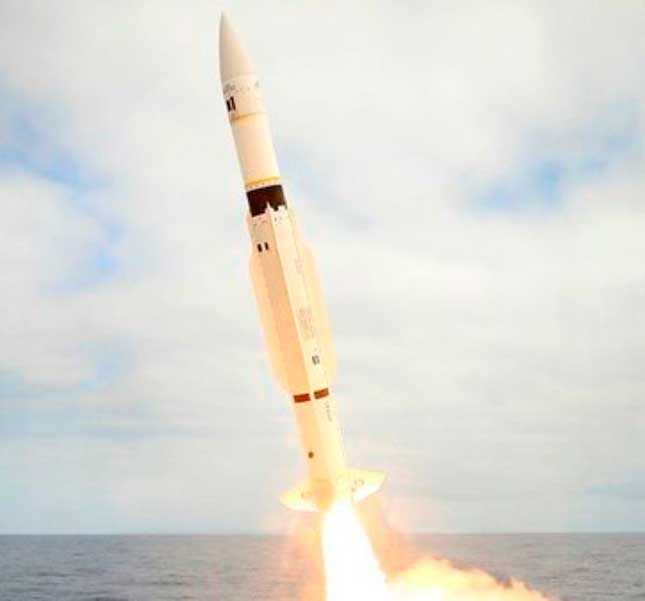 Raytheon Wins U.S. Navy Standard Missile-6 Contract