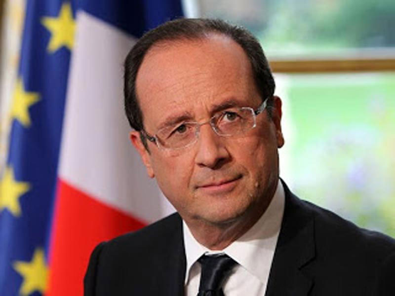 Hollande: “Too early to Arm Syrian Rebels”