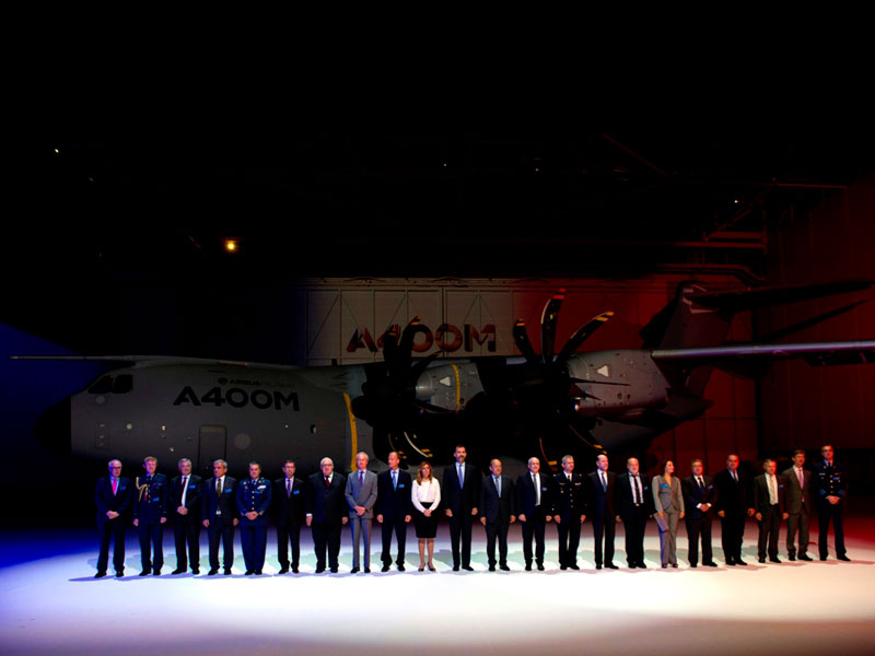 Airbus-Military-Delivers-First-A400M-to-French-Air-Force