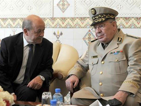 Algeria President, Army Chief Meet French Defense Minister