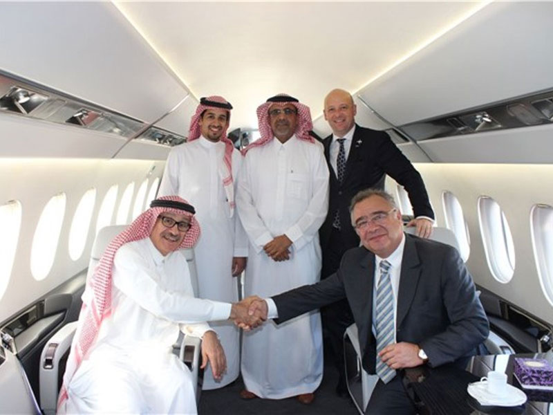 Dassault, Wallan Aviation Sign New Falcon 5X Agreement