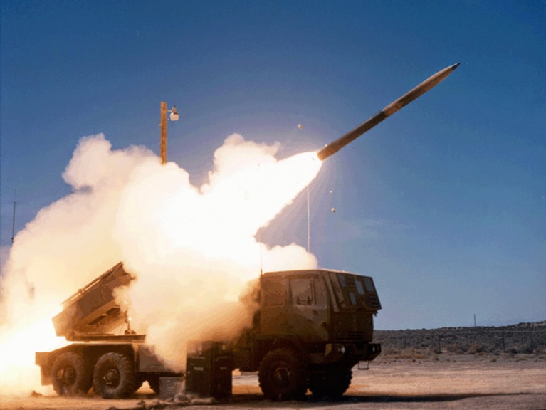 Lockheed Martin Completes Operational Tests of GMLRS Alternative Warhead