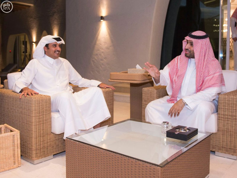 Saudi Defense Minister Meets Qatar’s Emir, U.S. National Intelligence Director