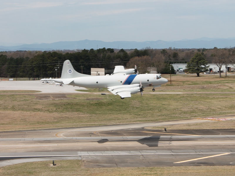 Upgraded P-3 Orion Delivered Ahead Of Schedule