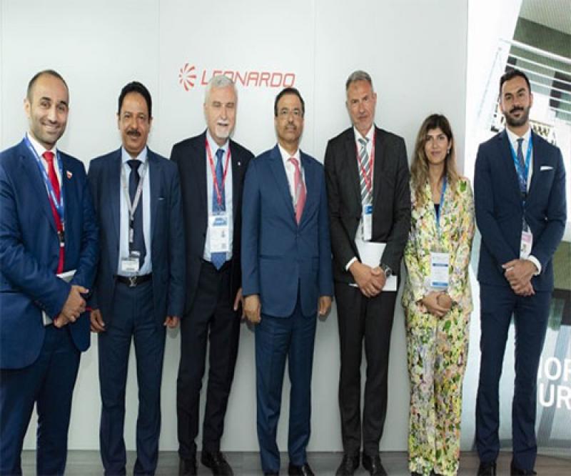 Bahrain’s Transportation & Telecom Minister Meets Leonardo & Safran’s VPs at Paris Air Show