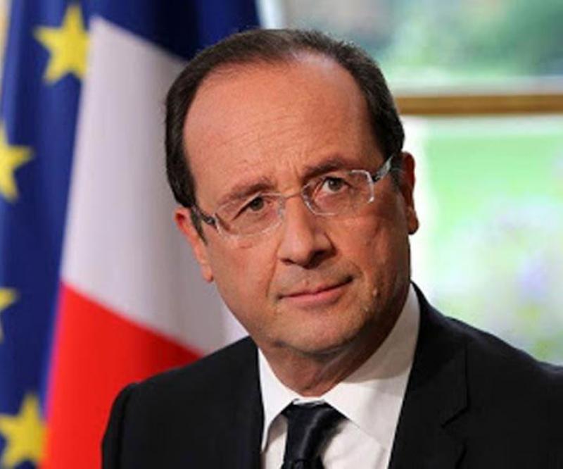 Hollande: “Too early to Arm Syrian Rebels”