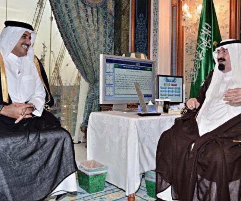 Saudi King Receives New Qatar’s Emir