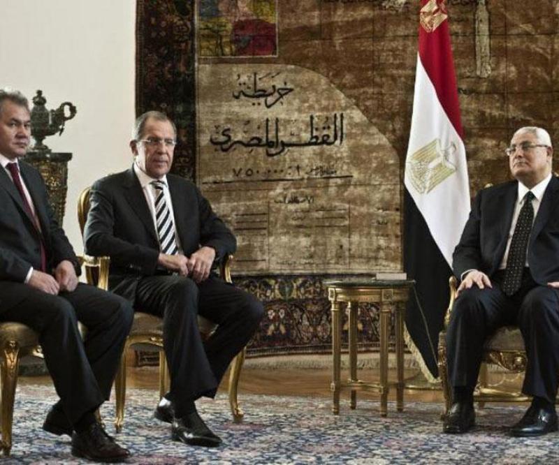 Egypt, Russia to Boost Military Ties