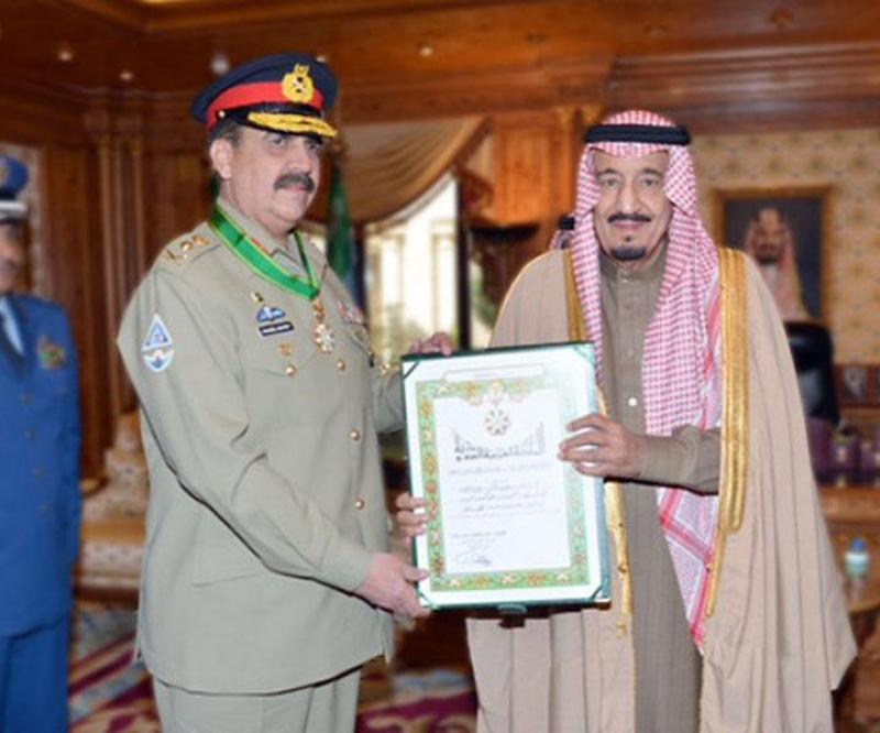 Saudi Crown Prince Meets Top Pakistani Defense Chiefs