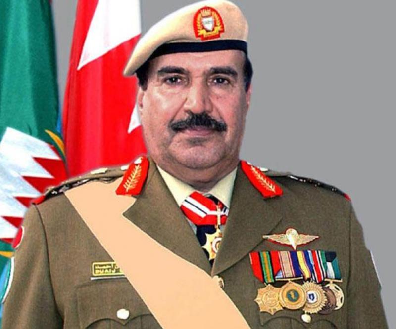 Bahrain Defense Chief Honors UAE Shield Force Group