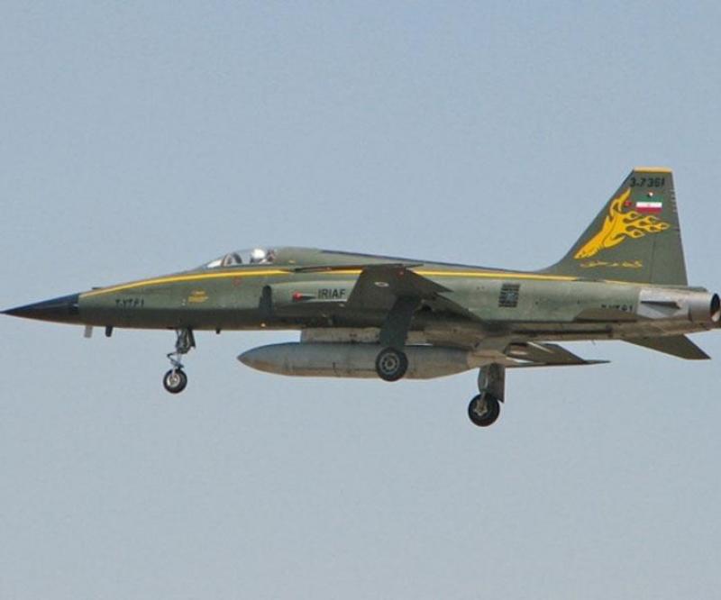 Iran to Test New Training Jet Next Year