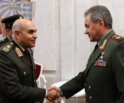 Egyptian Defense Minister Receives Russian Counterpart
