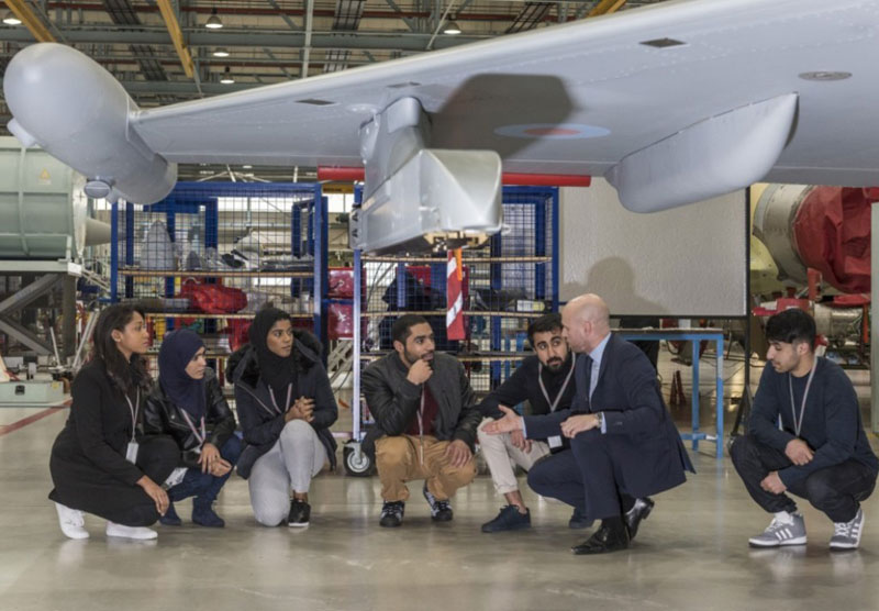 18 Omani Students Visit BAE Systems