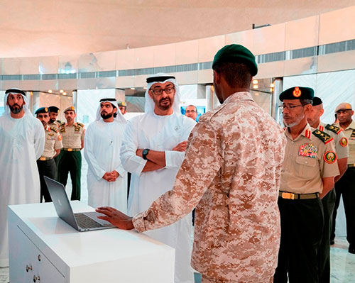 Abu Dhabi Crown Prince Reviews E-Skills of National Service Recruits 