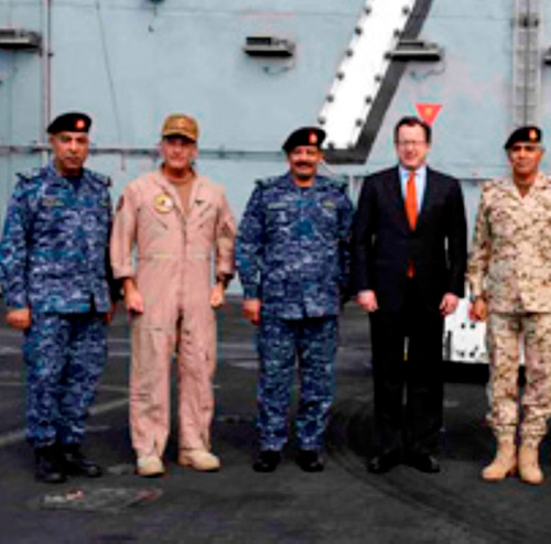 Bahrain’s Chief-of-Staff Visits US Aircraft Carrier