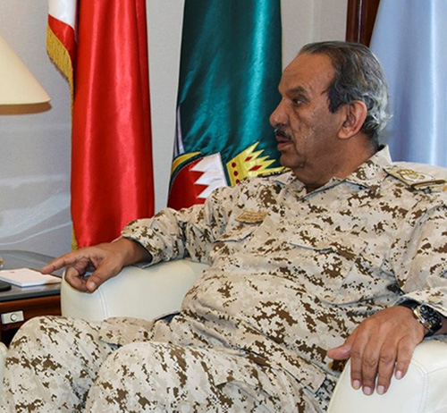 Bahrain’s Commander-in-Chief Inspects Defense Force Units