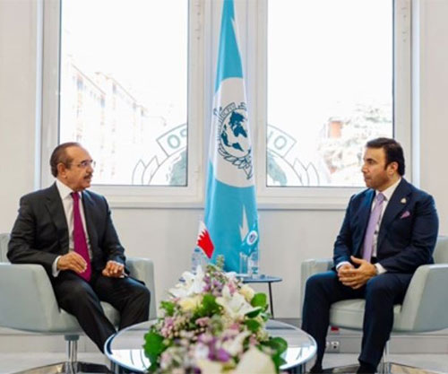 Bahrain’s Interior Minister Meets Interpol President, Chief of Police of Paris