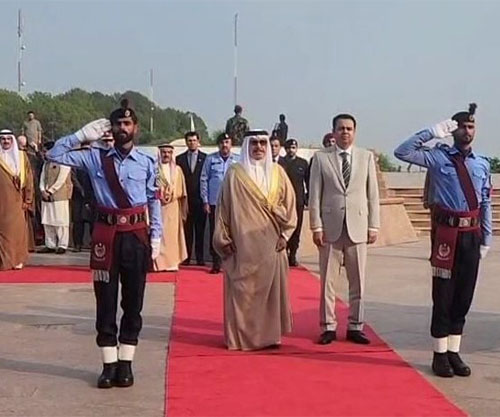 Bahrain’s Interior Minister Visits Defence Complex & Security Institutions in Pakistan