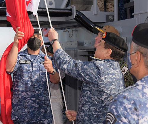 Bahrain’s King Inaugurates New Warships at Royal Naval Force 