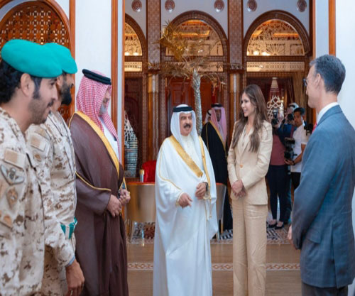 Bahrain’s King Receives US Secretary of Homeland Security