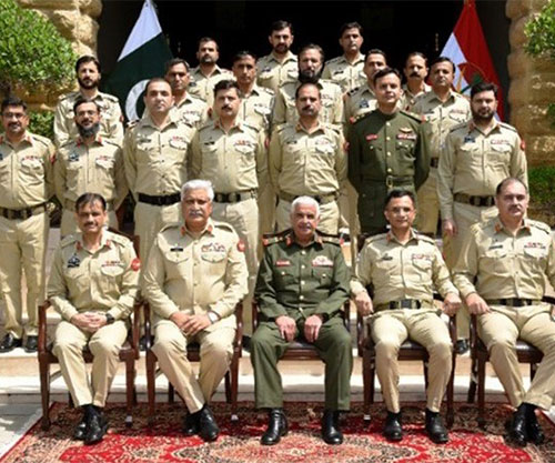 Bahrain’s National Guard Commander Meets Pakistani Army V Corps Commander