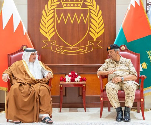 Bahrain Crown Prince, Deputy Supreme Commander Visits Defence Force’s General Command