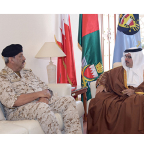 Bahrain Deputy King Visits General Command of Defense Force